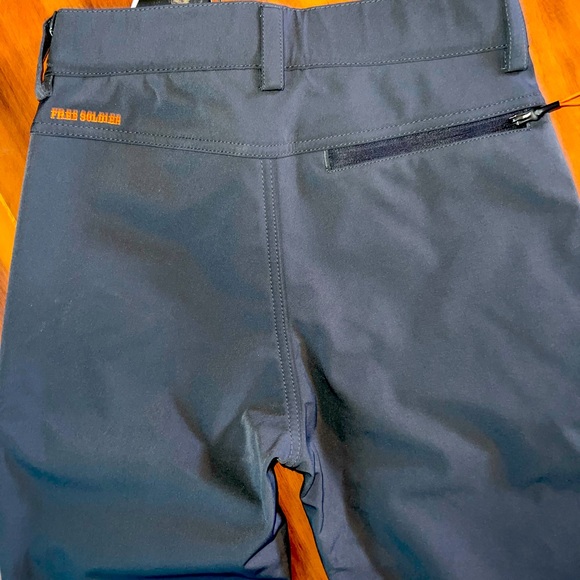Women’s Free Soldier Tactical and Snow Pants New - Picture 4 of 5